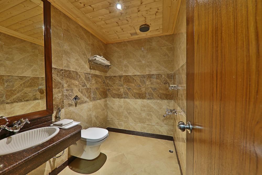 Hotel Manali Heights Екстериор снимка