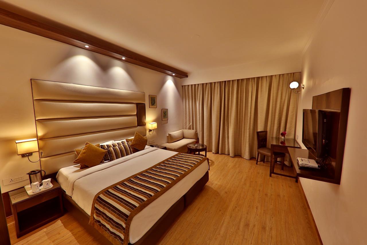 Hotel Manali Heights Екстериор снимка