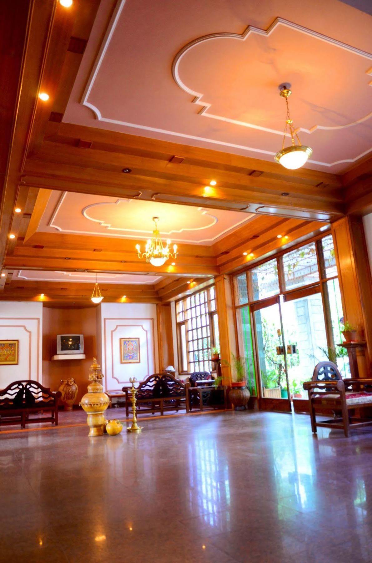 Hotel Manali Heights Екстериор снимка