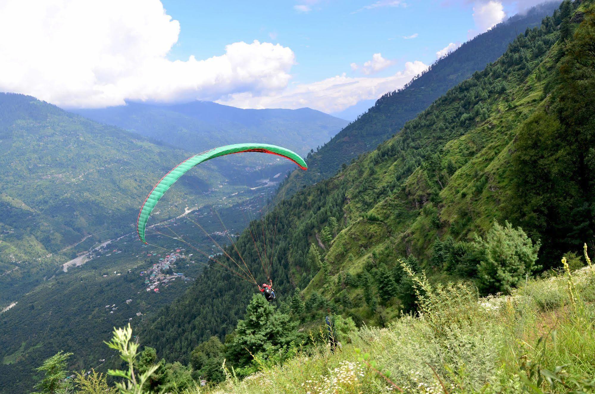 Hotel Manali Heights Екстериор снимка