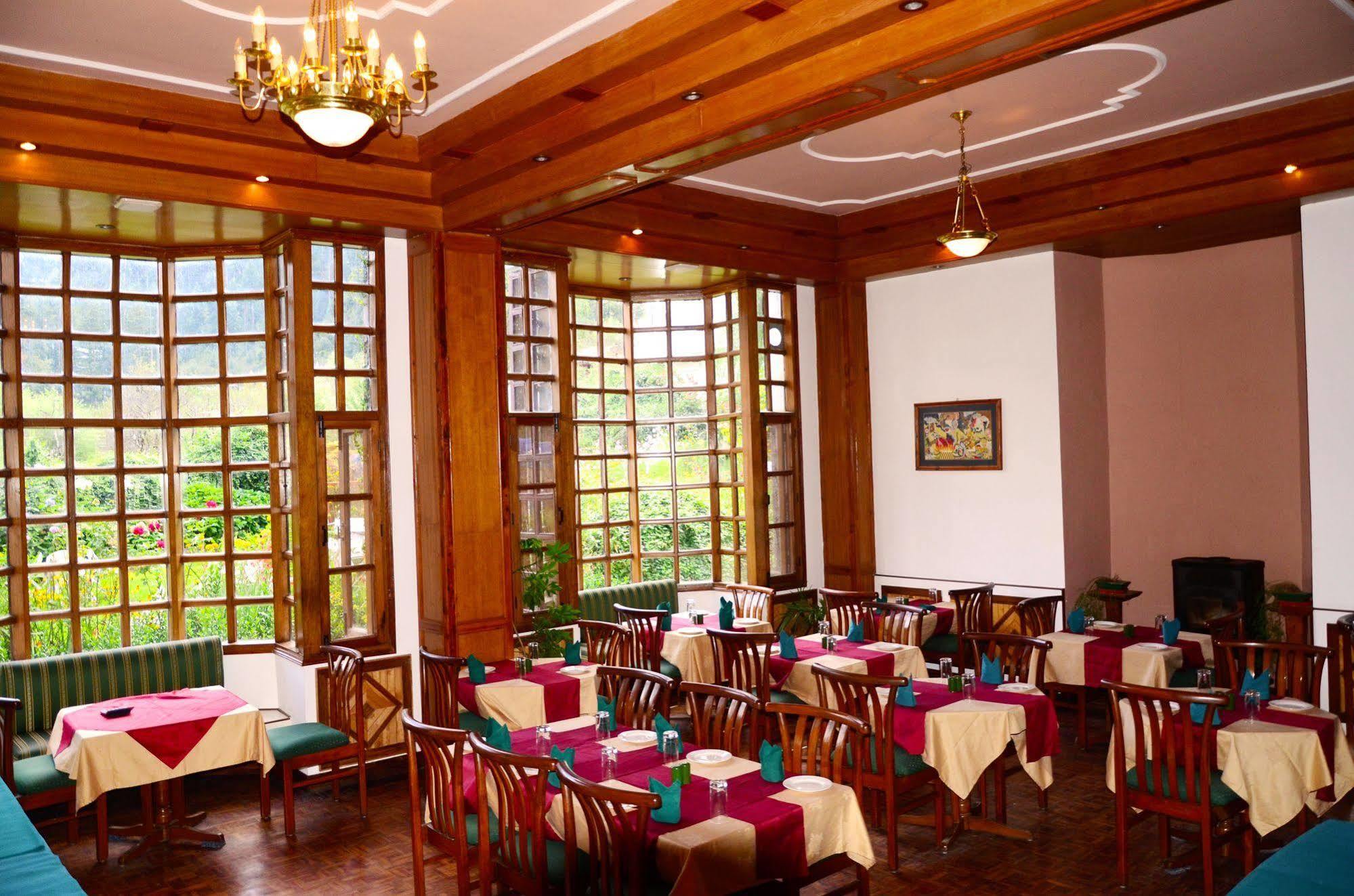 Hotel Manali Heights Екстериор снимка
